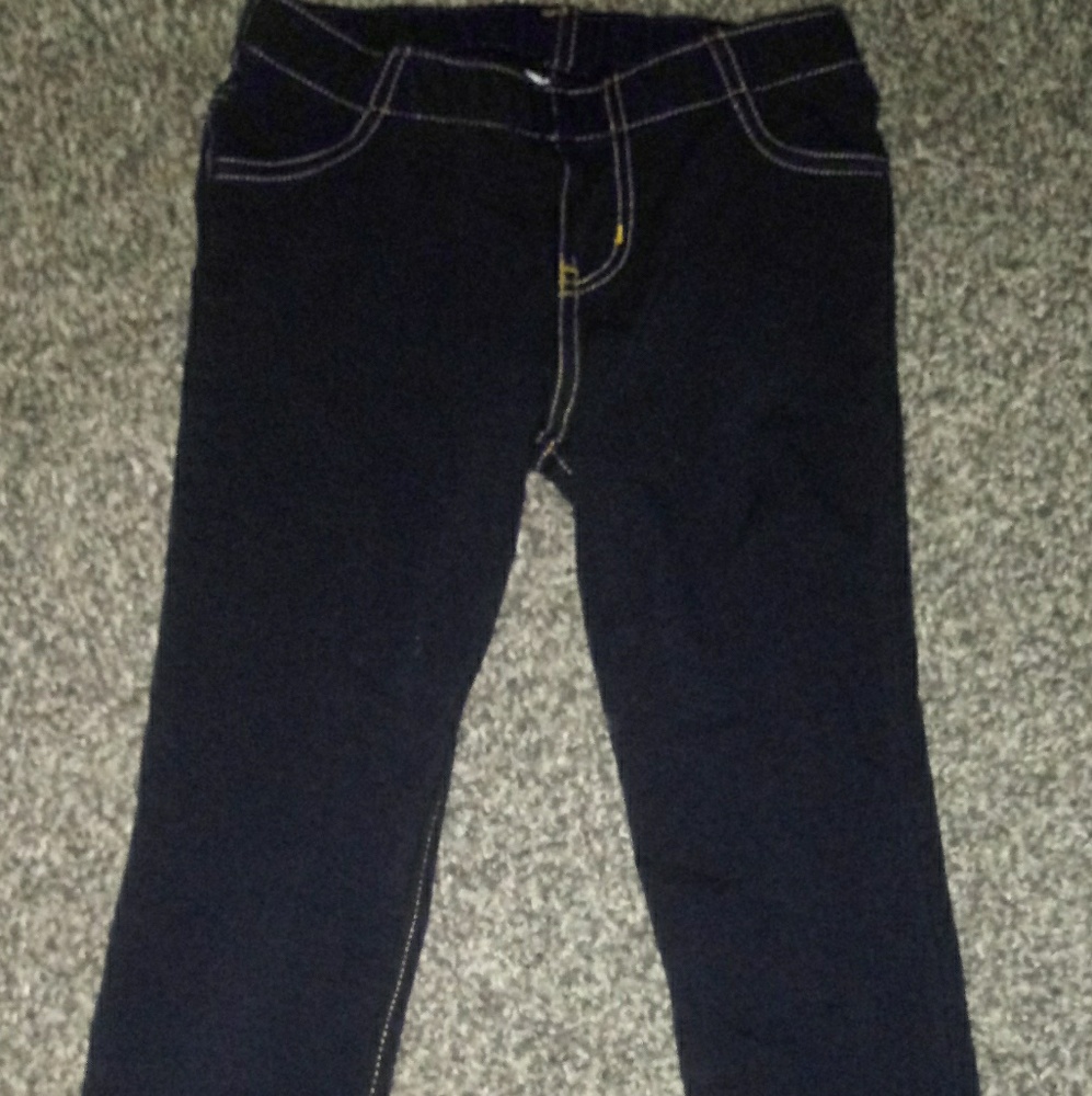 GIRKS SIZE 4T CAT & JACK JEGGINGS